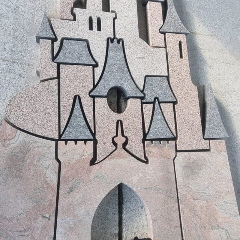 Detaljer i granitt