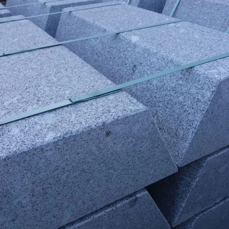 Separasjonskantstein 40x20x100cm